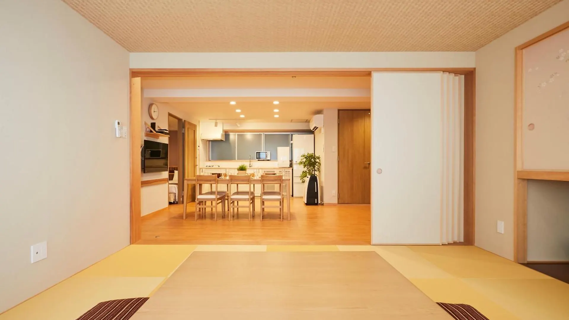 Condominium Hotel Keyakian Tokyo Nihonbashi