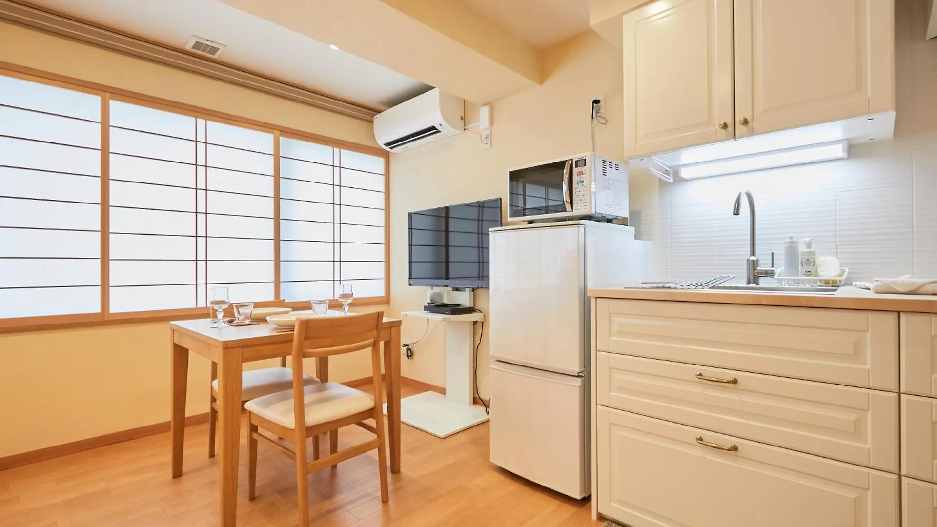 Condominium Hotel Keyakian Tokyo Nihonbashi מלון דירות
